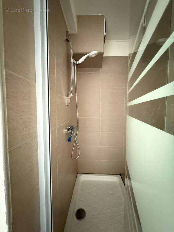 Maison à LE BOURG-D'HEM