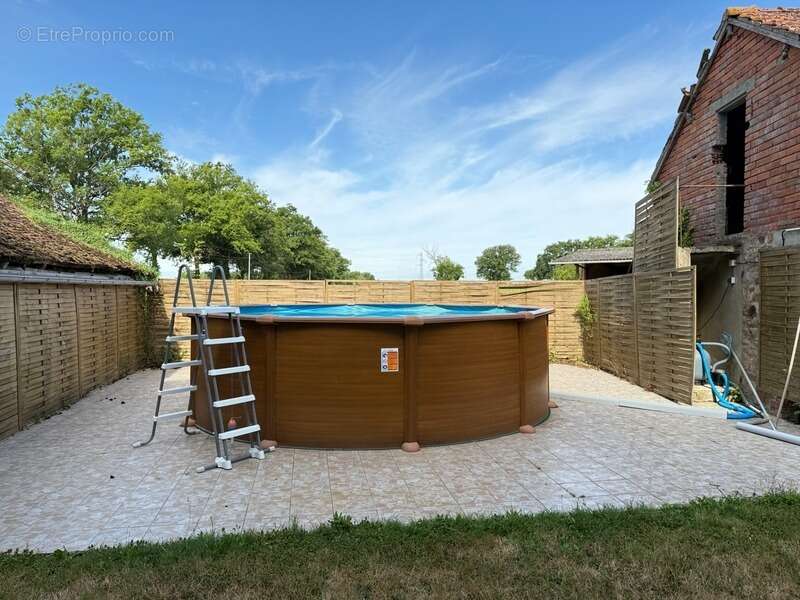 Maison à LE BOURG-D'HEM