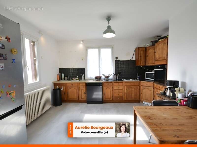 Maison à SAINT-SEBASTIEN-DE-MORSENT