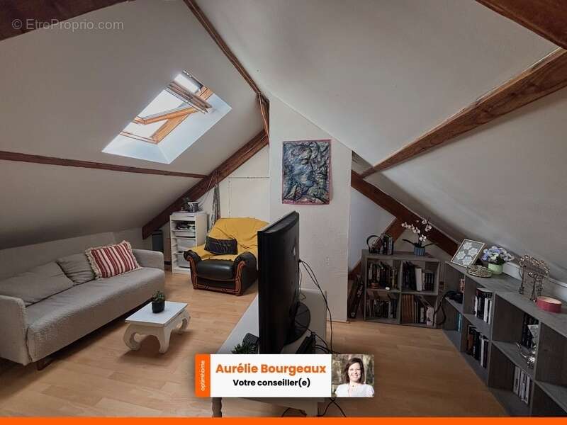 Maison à SAINT-SEBASTIEN-DE-MORSENT