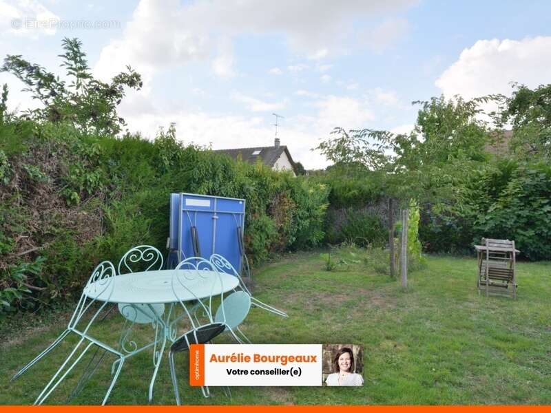 Maison à SAINT-SEBASTIEN-DE-MORSENT