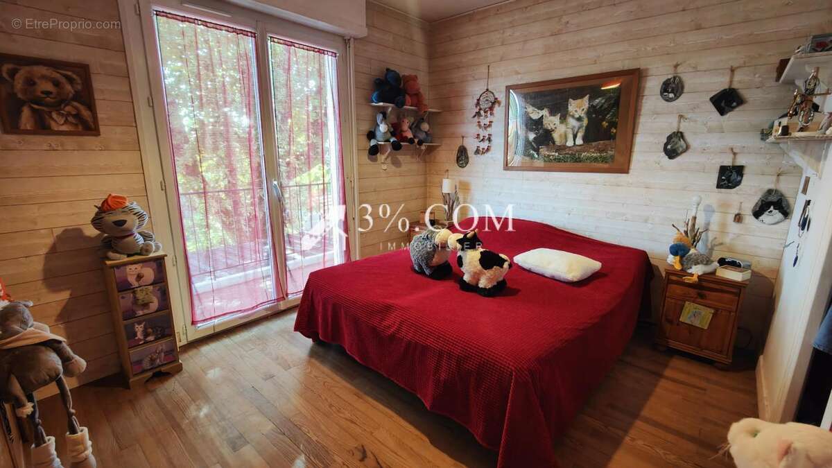 Maison à SAINT-PIERRE-DU-MONT