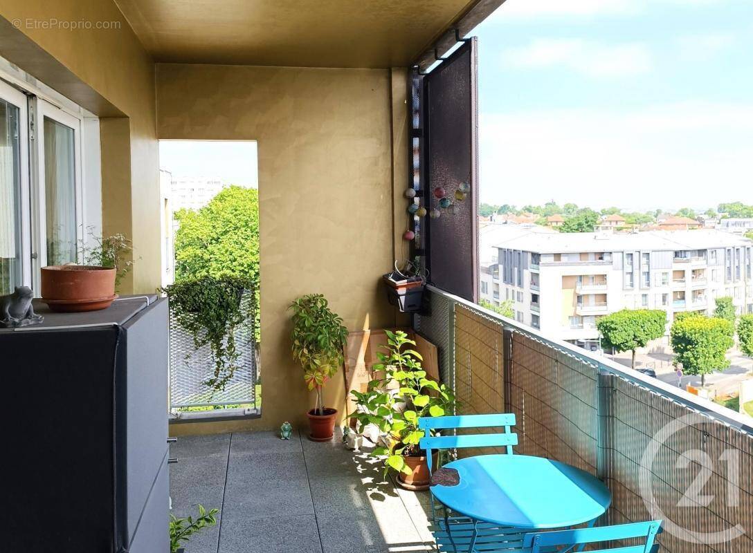 Appartement à BONNEUIL-SUR-MARNE
