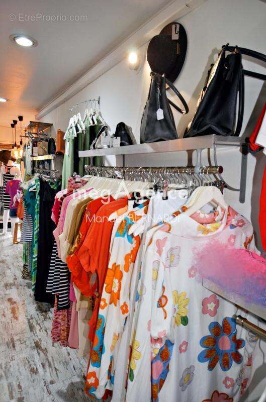 Commerce à SAINT-FRANCOIS