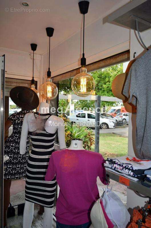 Commerce à SAINT-FRANCOIS