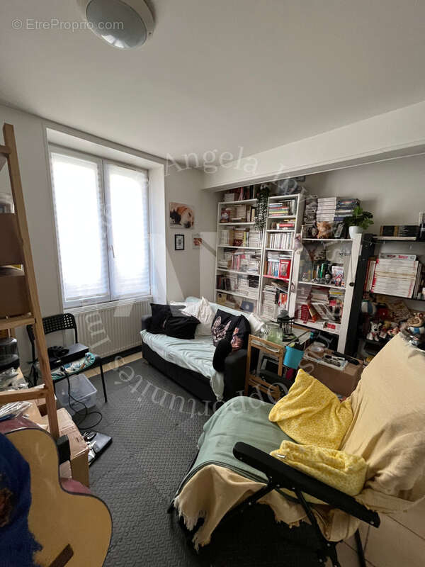 Appartement à PONTCHARRA-SUR-TURDINE