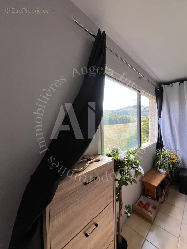 Appartement à PONTCHARRA-SUR-TURDINE