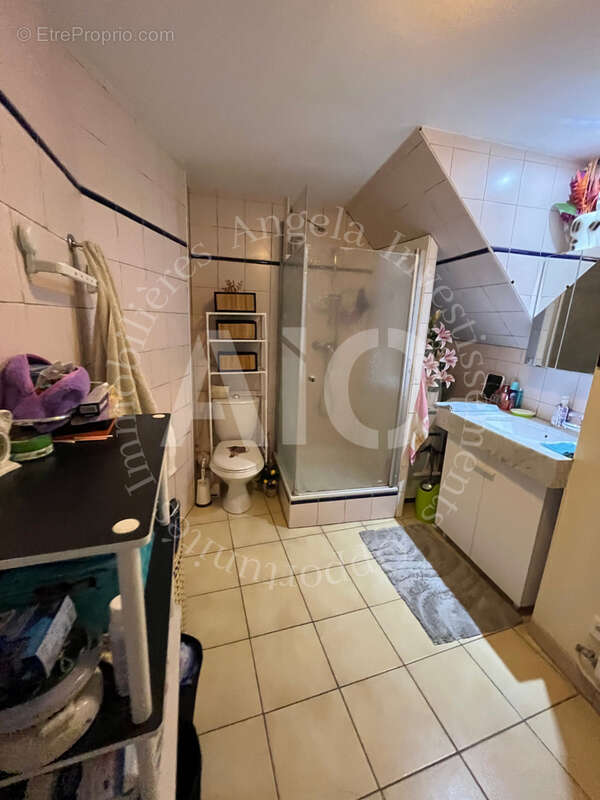 Appartement à PONTCHARRA-SUR-TURDINE