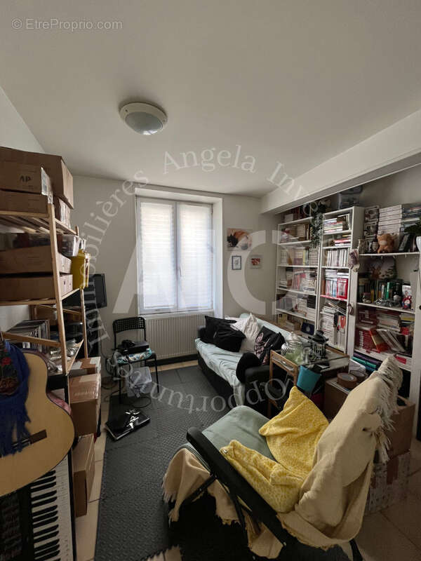 Appartement à PONTCHARRA-SUR-TURDINE