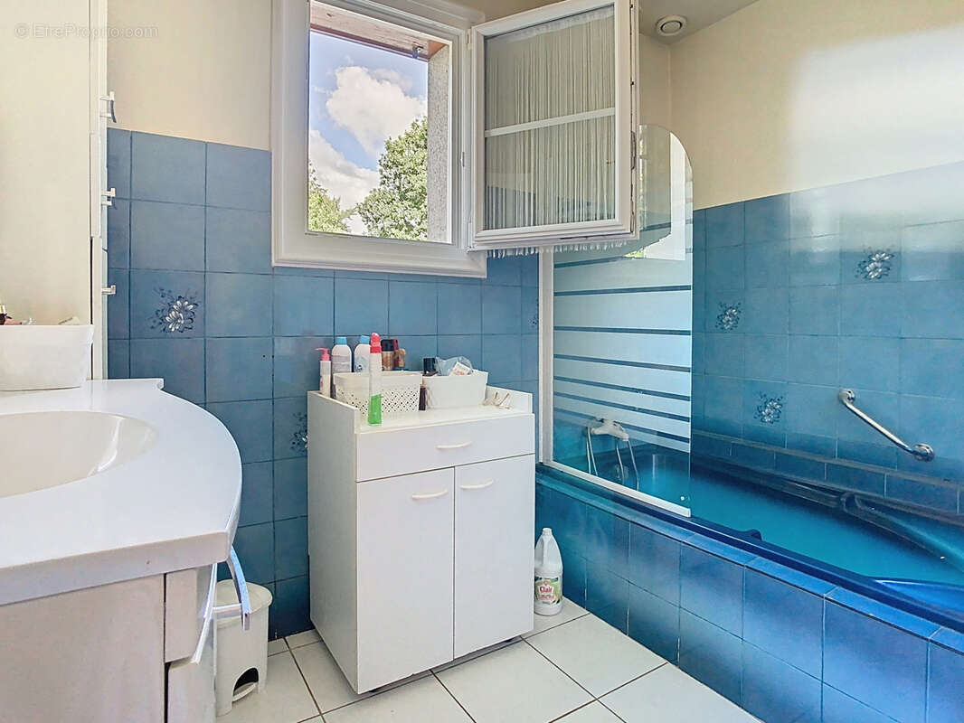 Maison à MOON-SUR-ELLE