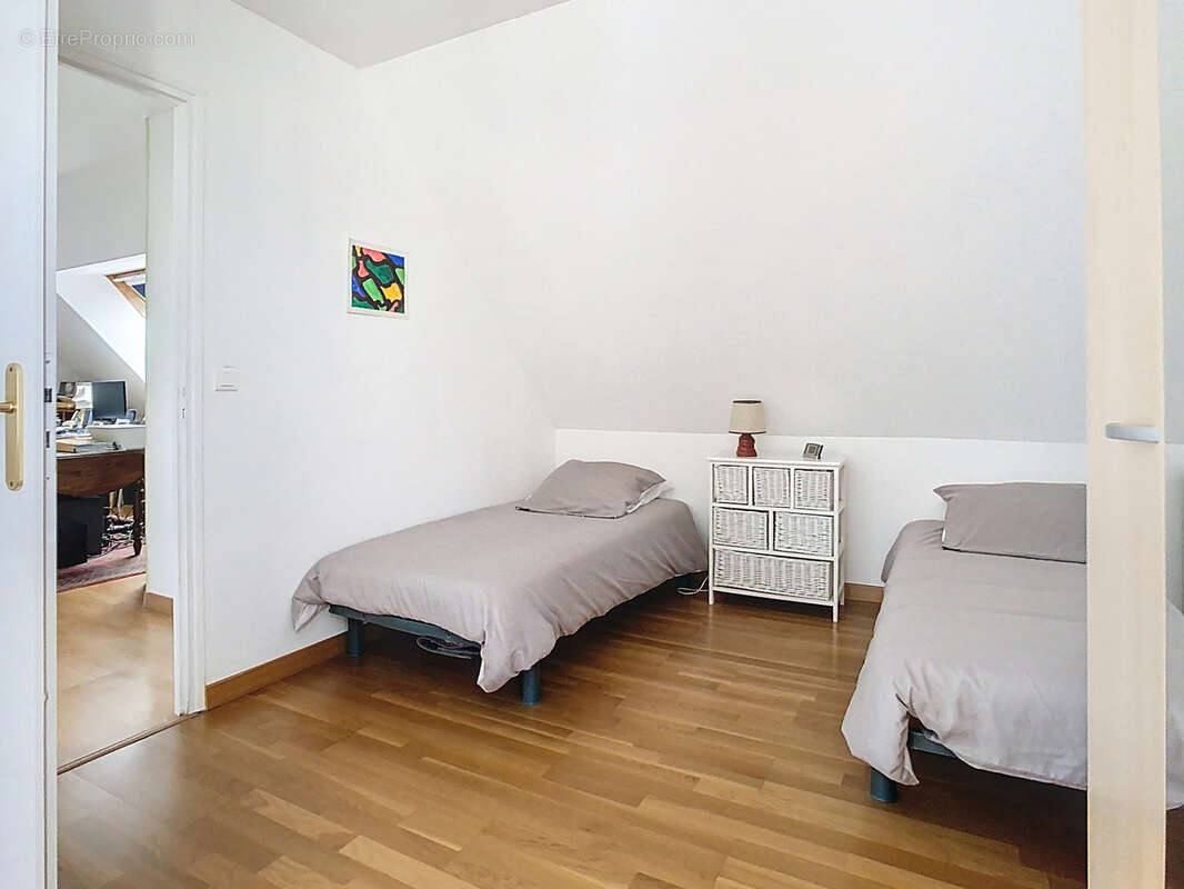 Maison à MOON-SUR-ELLE