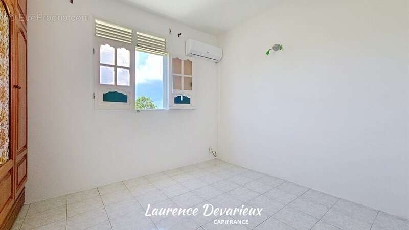 Maison à CAPESTERRE-BELLE-EAU