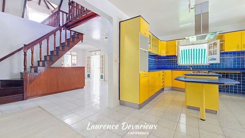 Maison à CAPESTERRE-BELLE-EAU