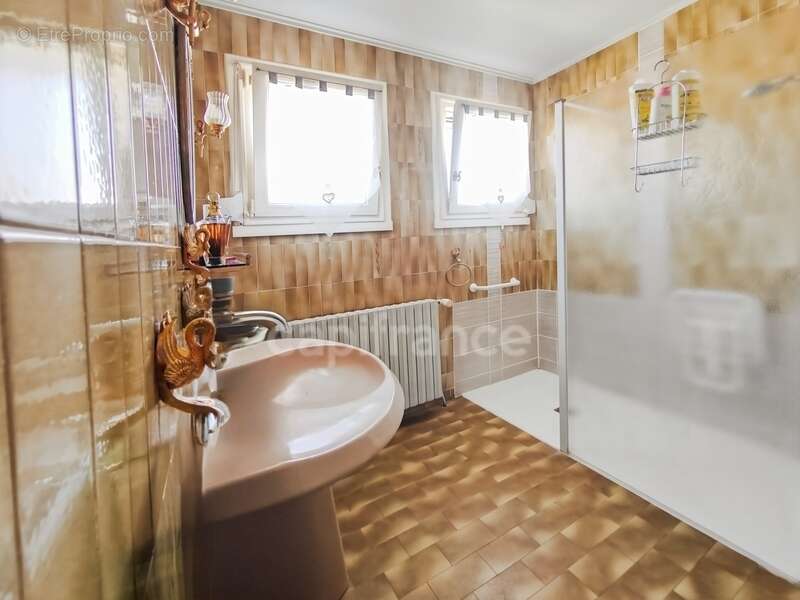 Maison à CHATENOY-EN-BRESSE