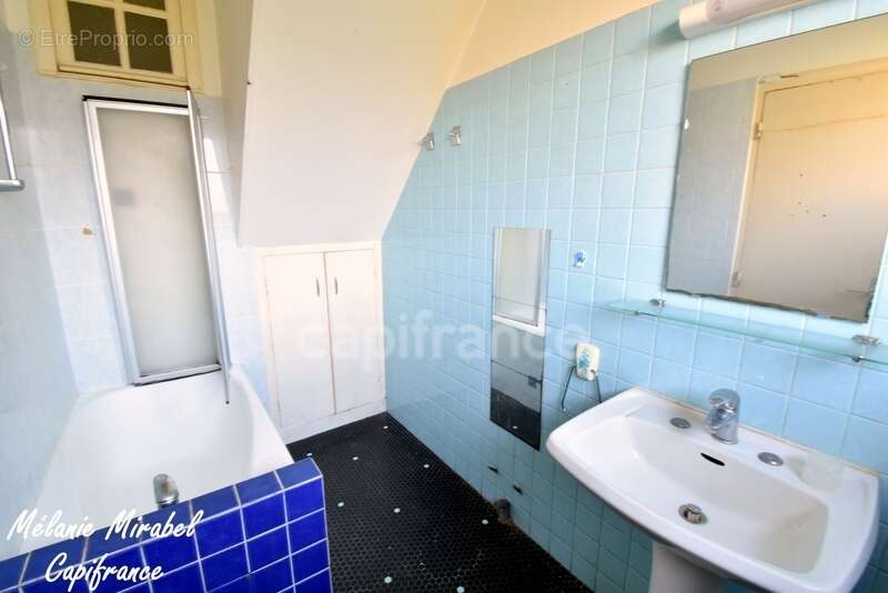 Maison à MARCILLY-LA-CAMPAGNE