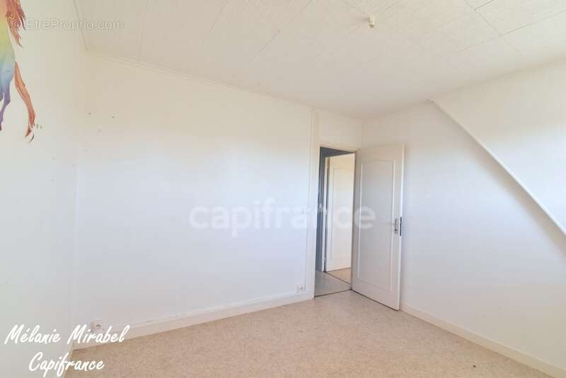 Maison à MARCILLY-LA-CAMPAGNE