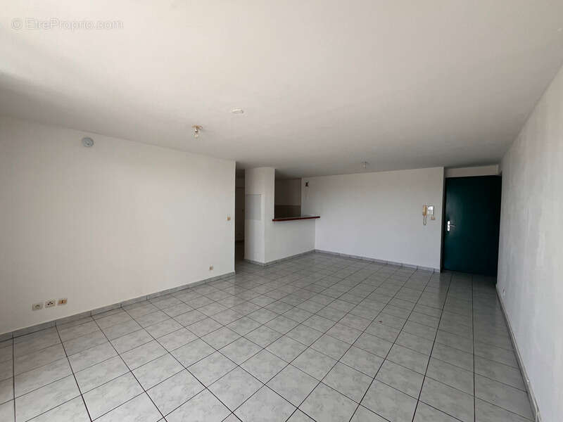 Appartement à SAINTE-SUZANNE