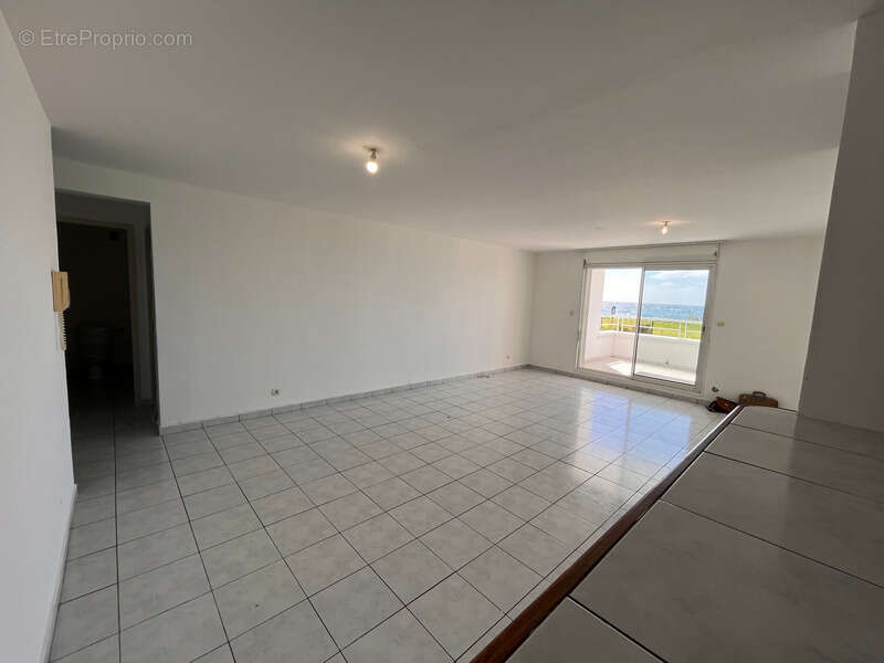 Appartement à SAINTE-SUZANNE