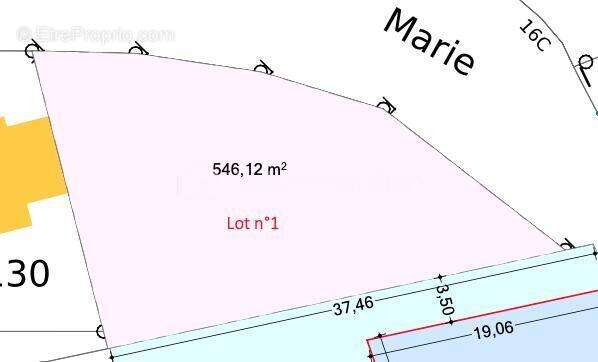 Terrain à STAFFELFELDEN