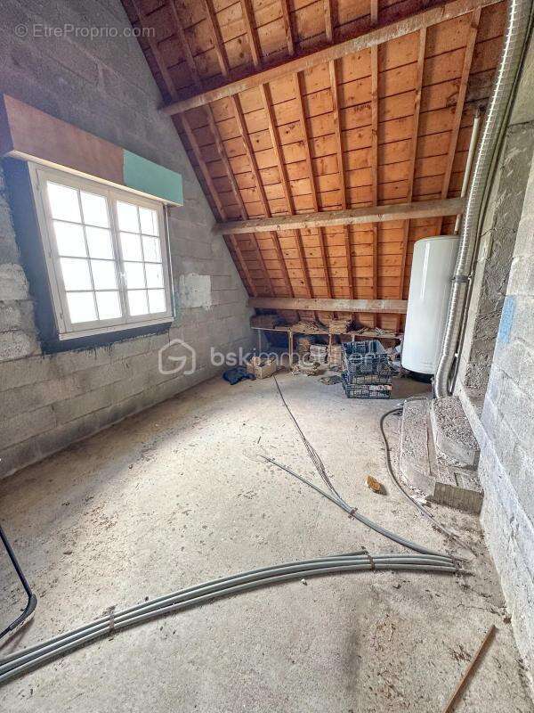 Maison à LOCOAL-MENDON