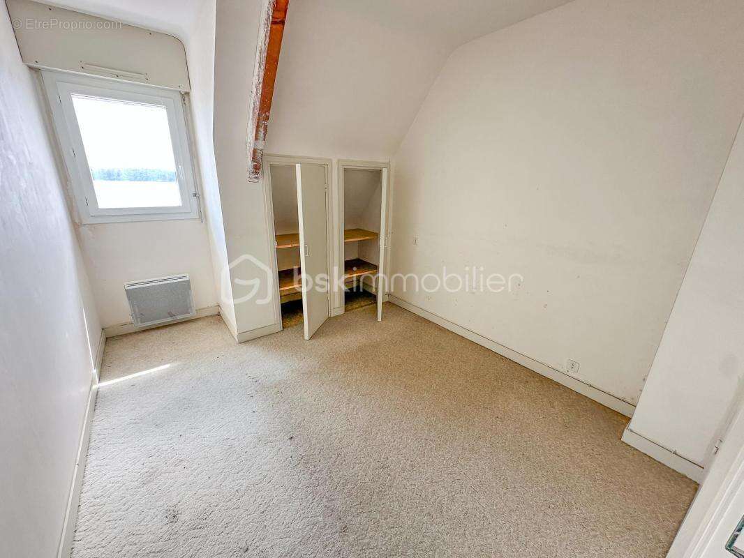 Maison à LOCOAL-MENDON