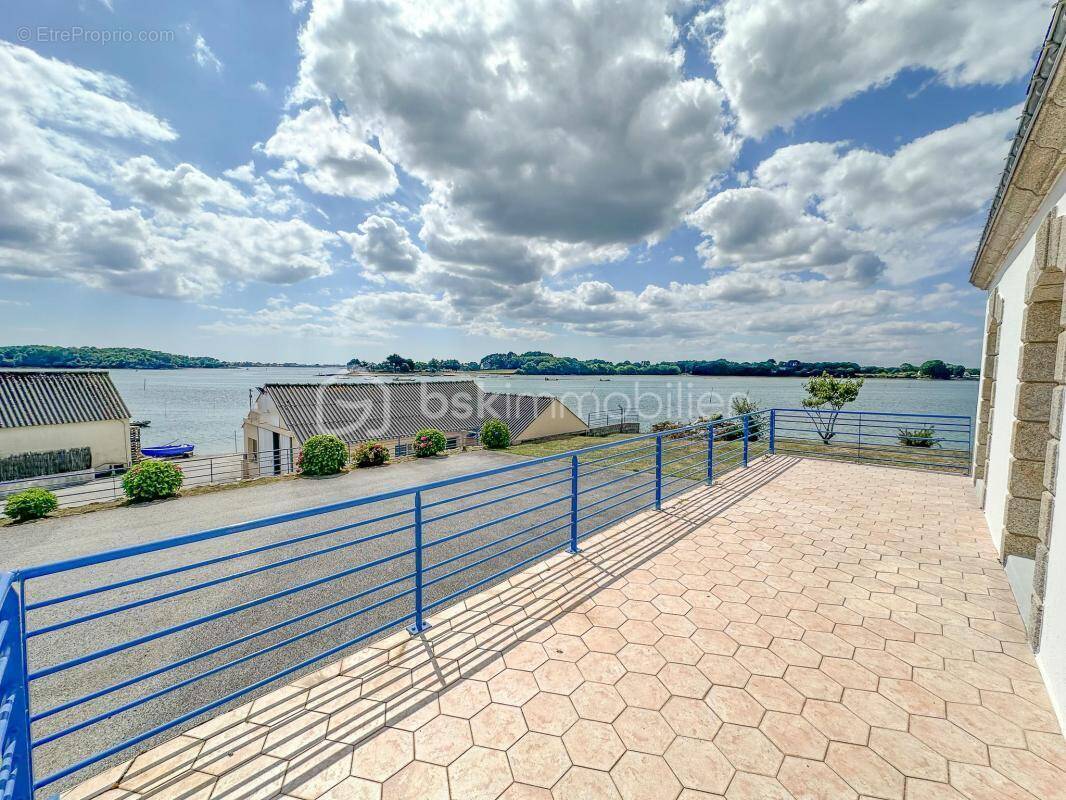 Maison à LOCOAL-MENDON