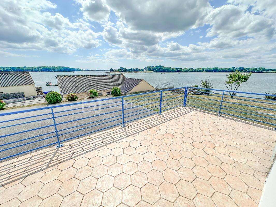 Maison à LOCOAL-MENDON