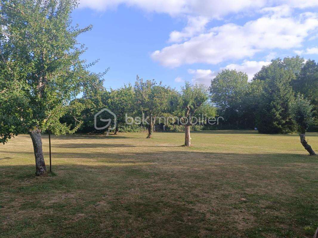 Maison à CHEF-BOUTONNE