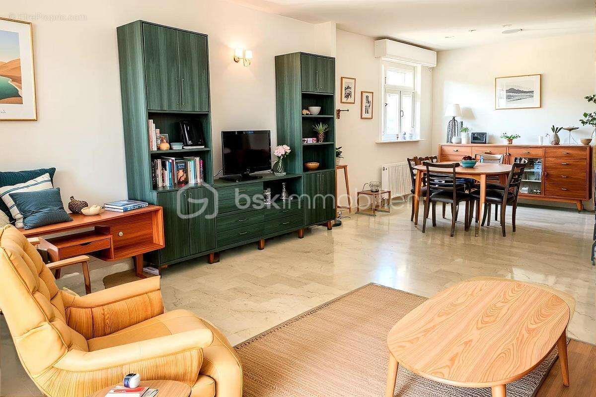 Appartement à MARSEILLE-12E