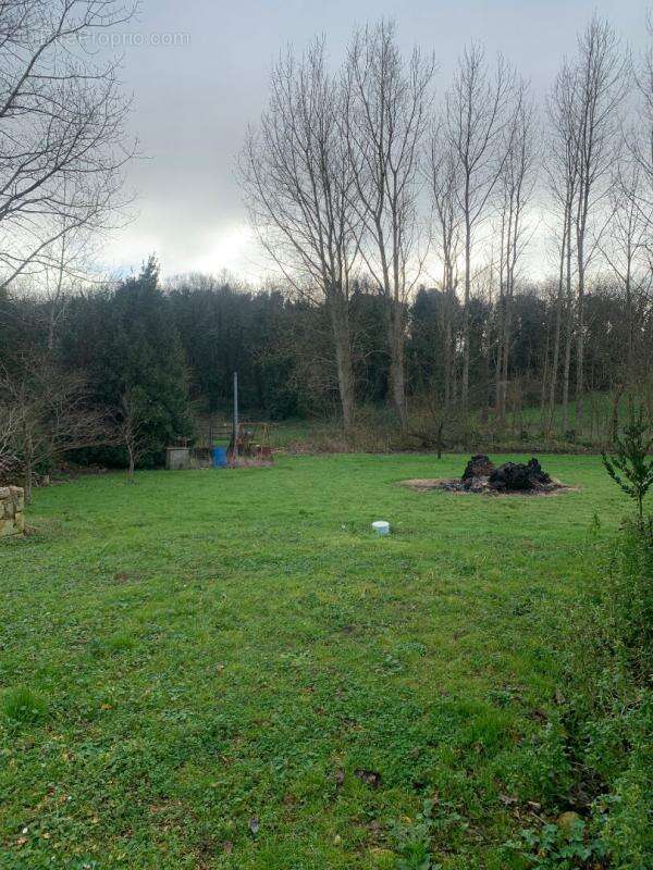 Maison à MOUZEUIL-SAINT-MARTIN