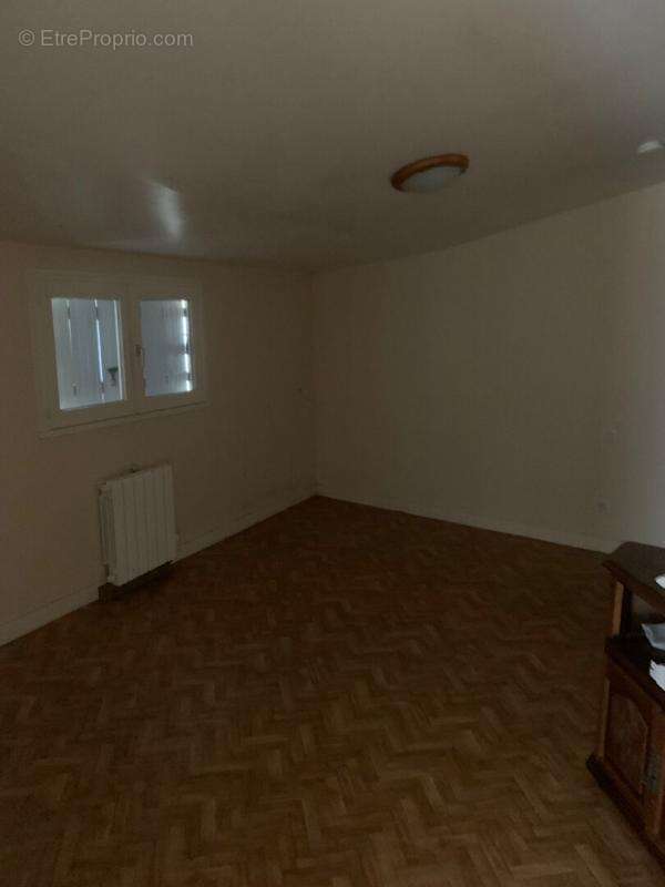 Maison à MOUZEUIL-SAINT-MARTIN