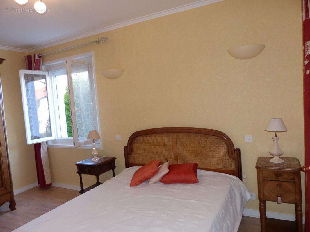 Maison à SOLIGNAC-SUR-LOIRE