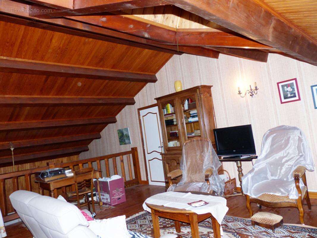 Maison à SOLIGNAC-SUR-LOIRE