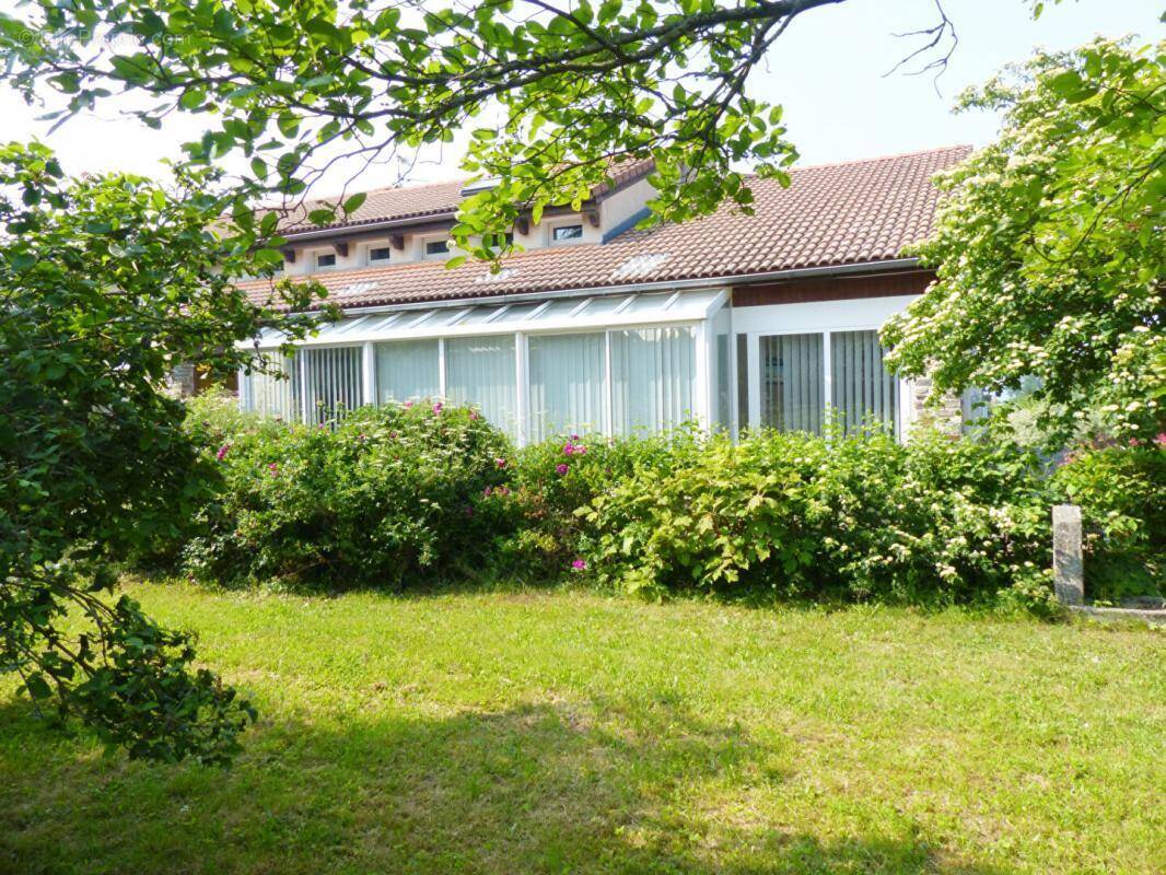 Maison à SOLIGNAC-SUR-LOIRE