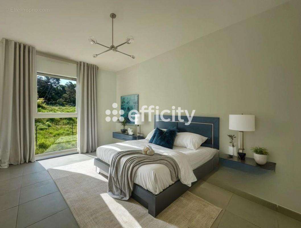 Appartement à PORT-DE-BOUC