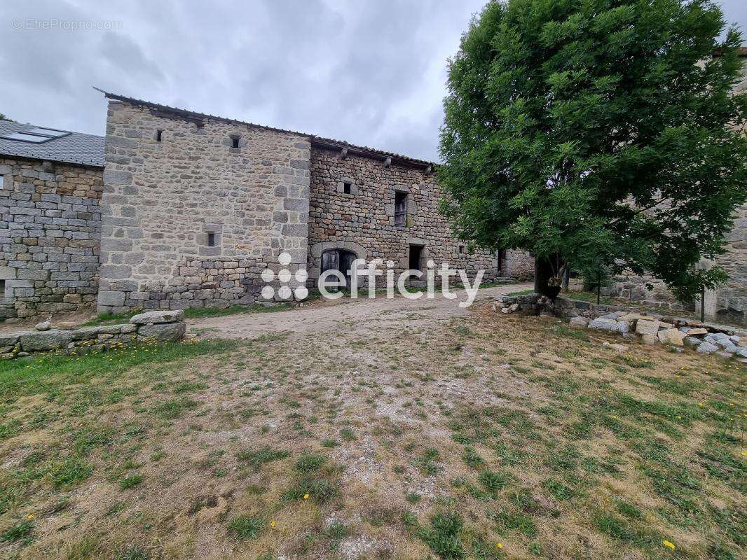 Maison à LE MALZIEU-FORAIN