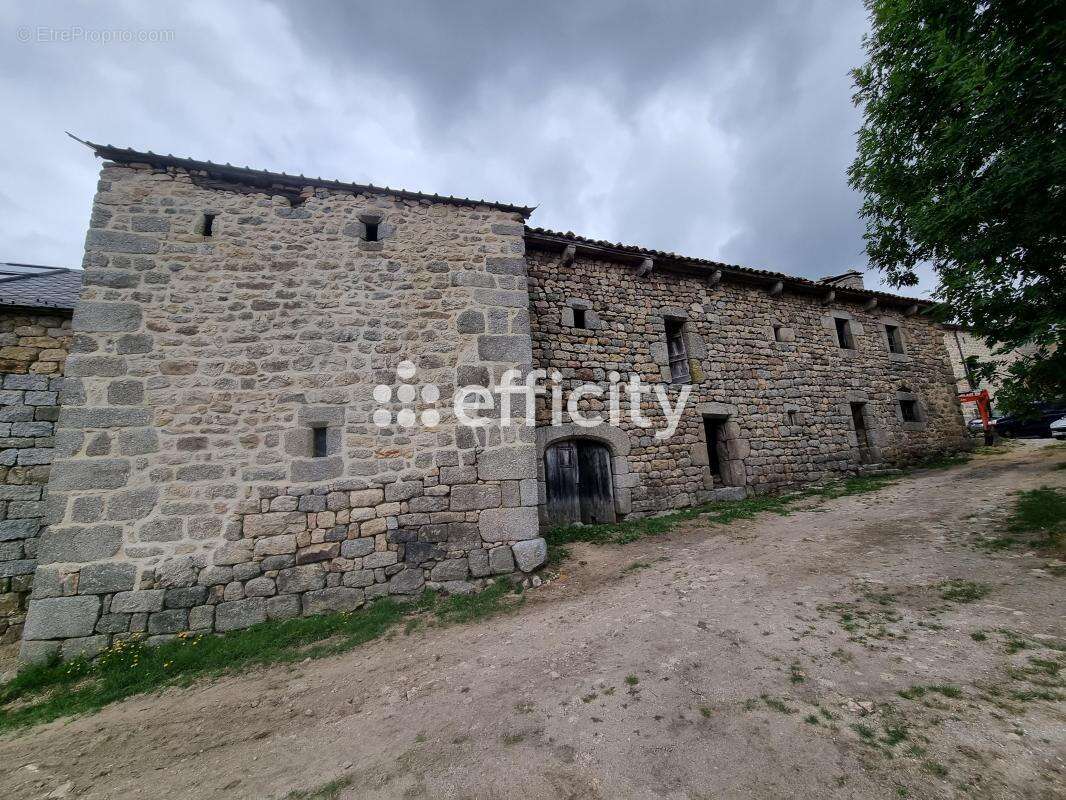 Maison à LE MALZIEU-FORAIN
