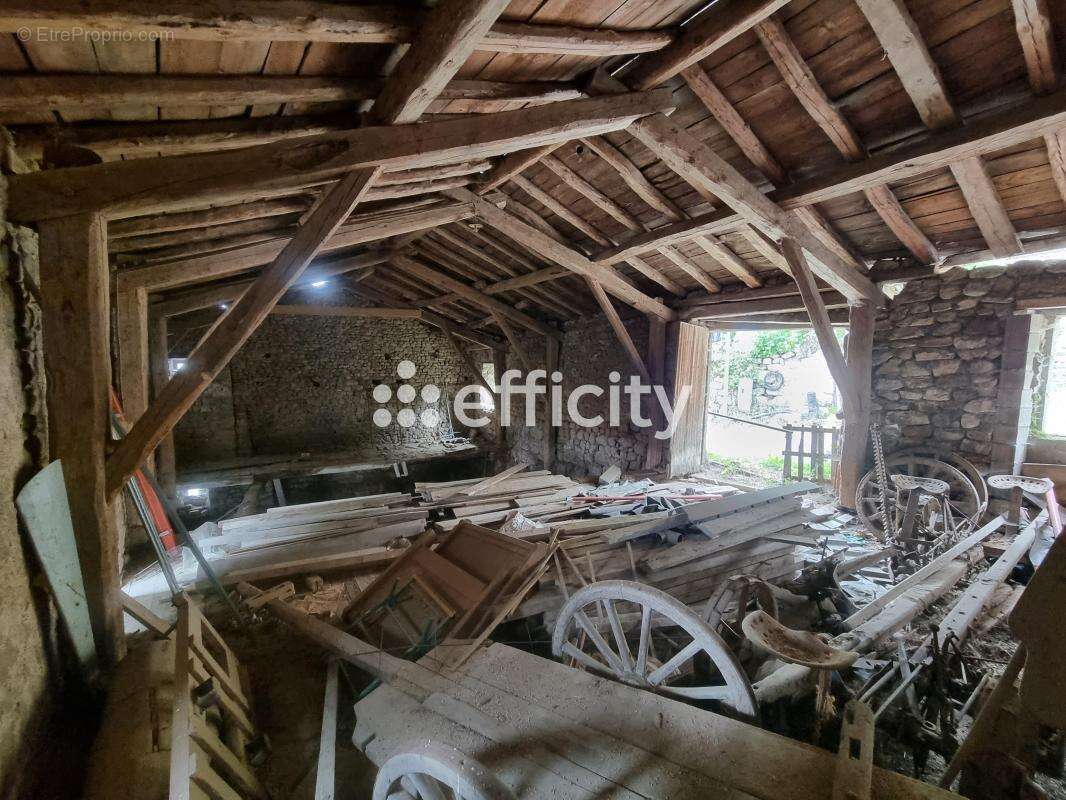 Maison à LE MALZIEU-FORAIN