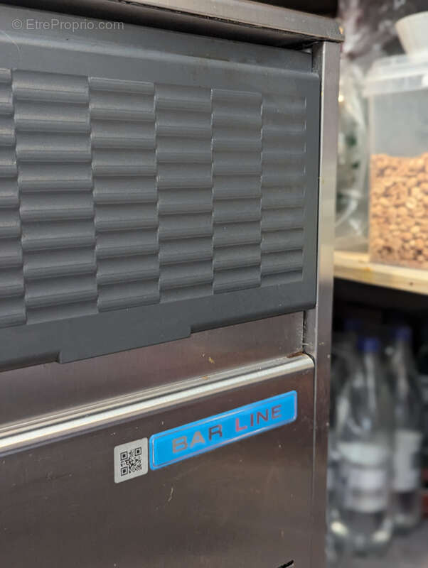 Commerce à CASTELLAR