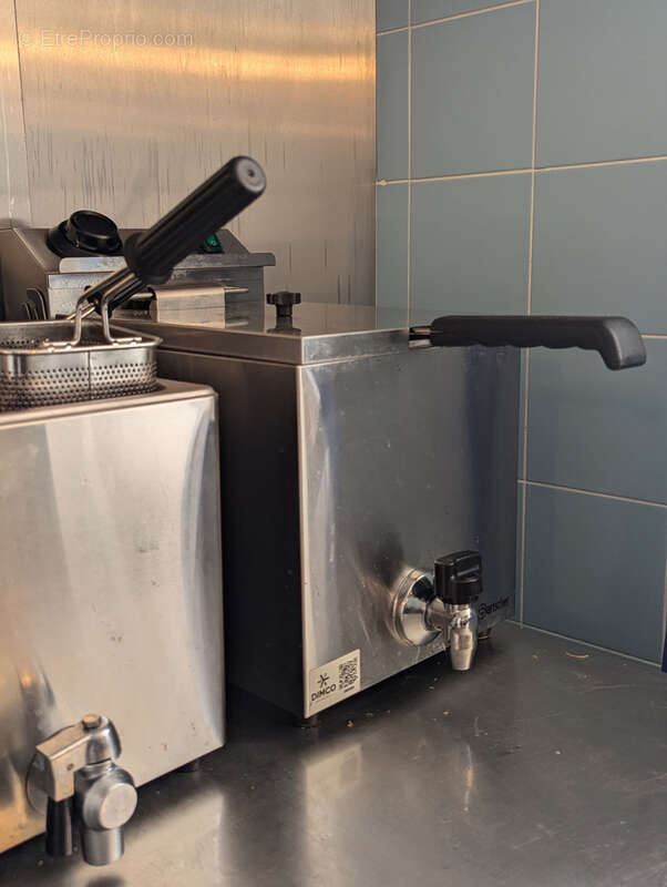 Commerce à CASTELLAR