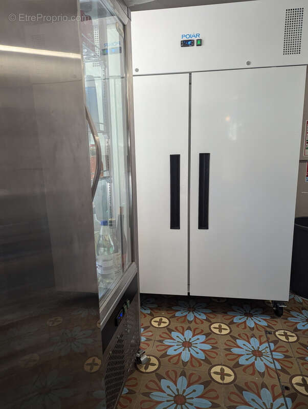 Commerce à CASTELLAR