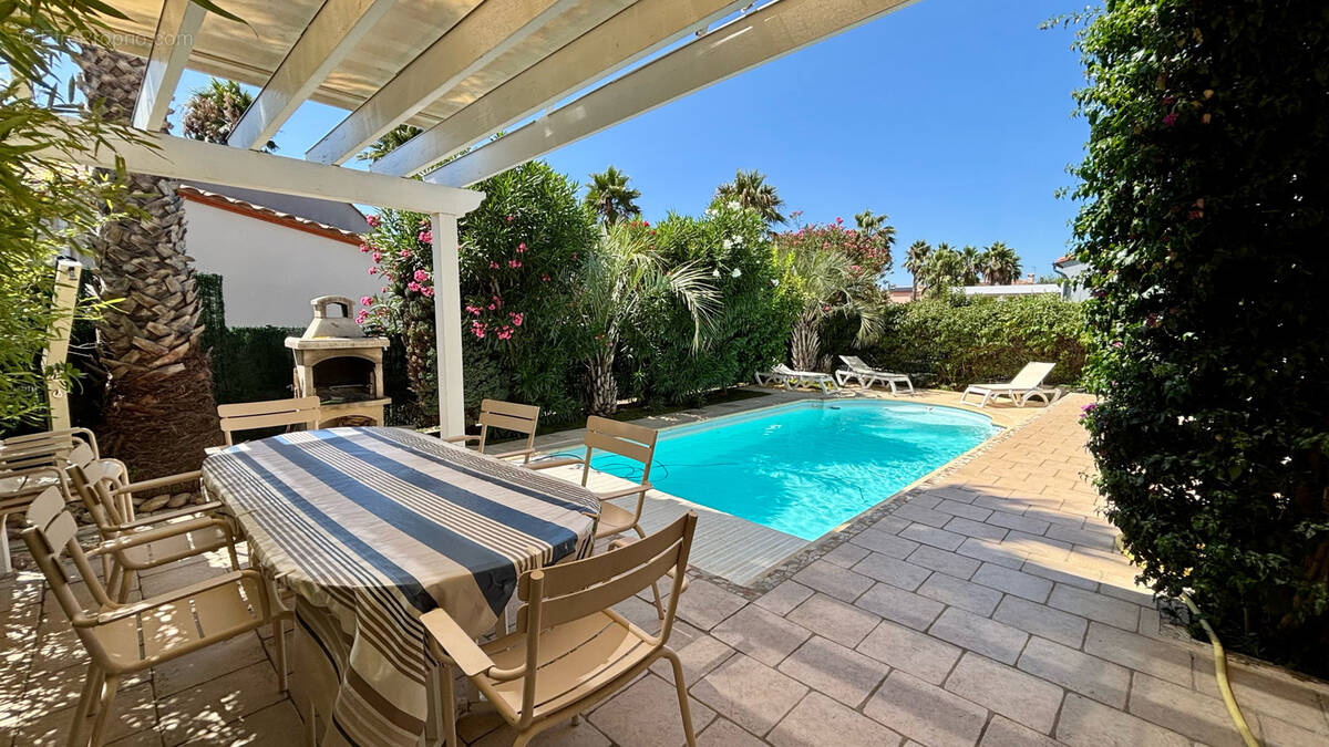 Maison à SAINT-CYPRIEN