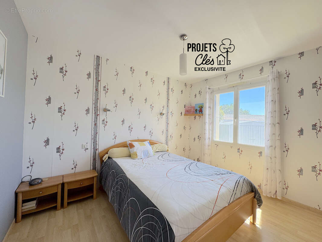 Maison à BEAULIEU-SOUS-LA-ROCHE