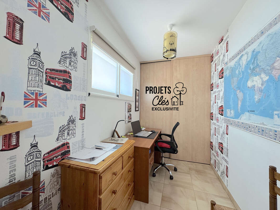 Maison à BEAULIEU-SOUS-LA-ROCHE