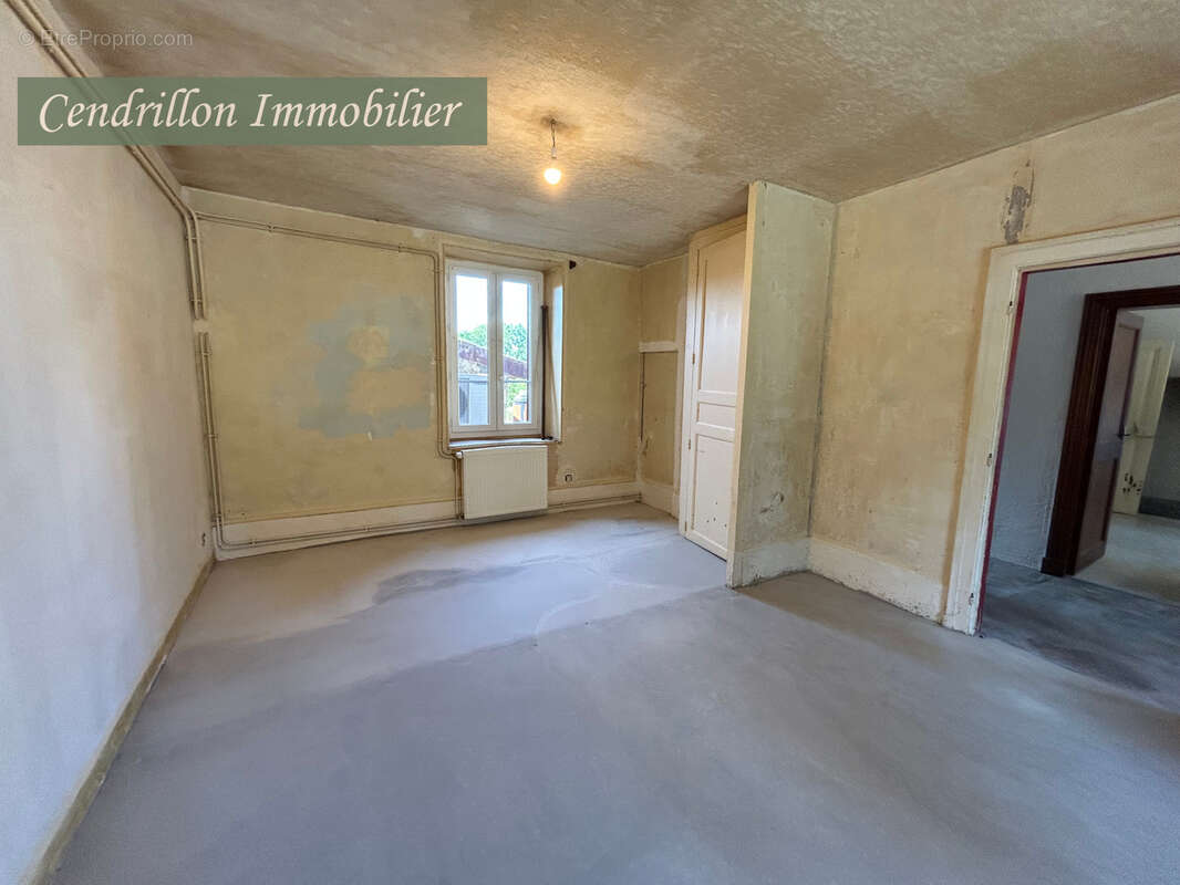 Maison à BOURGANEUF