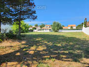 Terrain à SAINT-HILAIRE-DE-RIEZ
