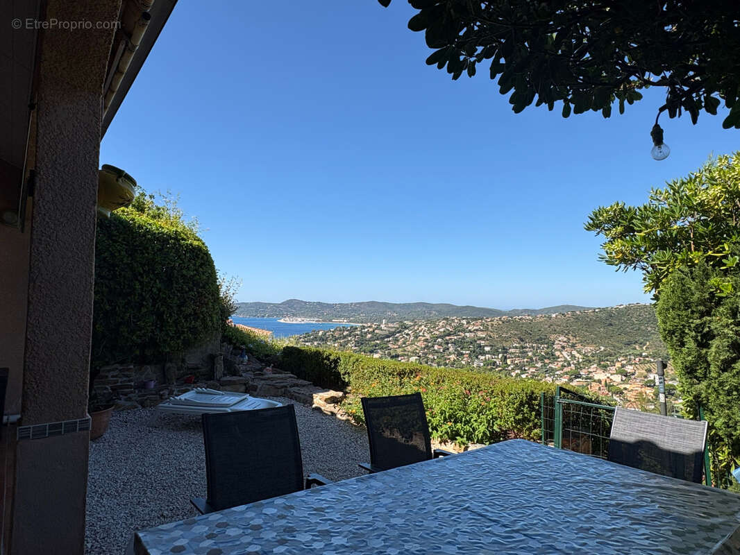 Appartement à LE LAVANDOU