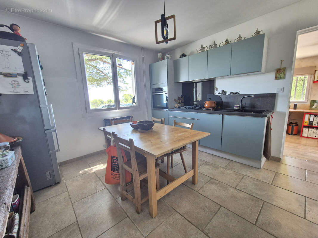 Maison à SOLLIES-VILLE