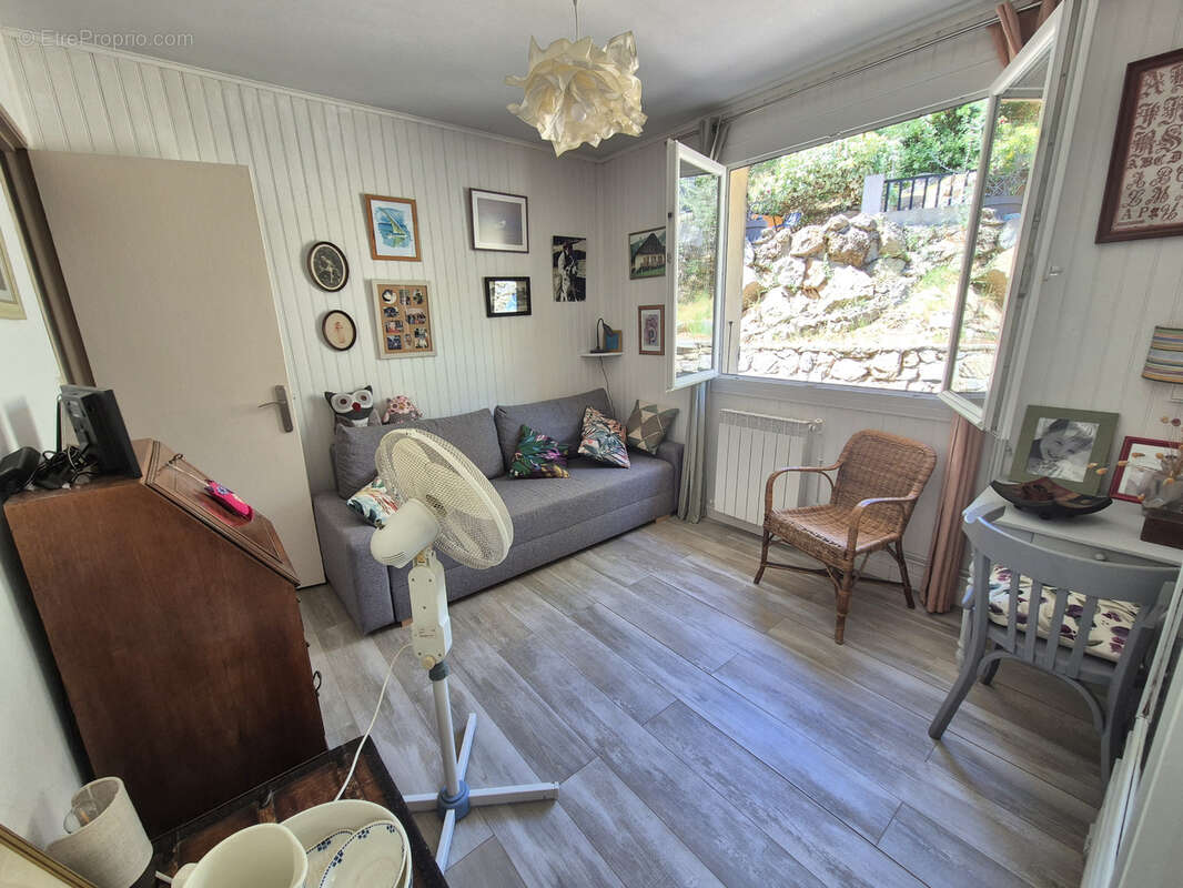 Maison à SOLLIES-VILLE