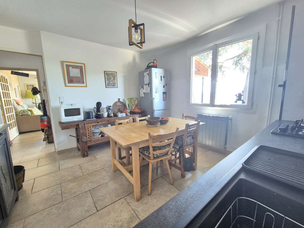 Maison à SOLLIES-VILLE